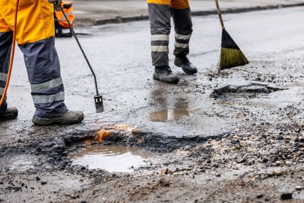 Cost of Gravel Pothole Repair in Willoughby